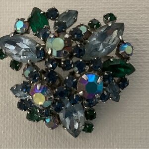 Elegant Multicolor Crystal Brooch
